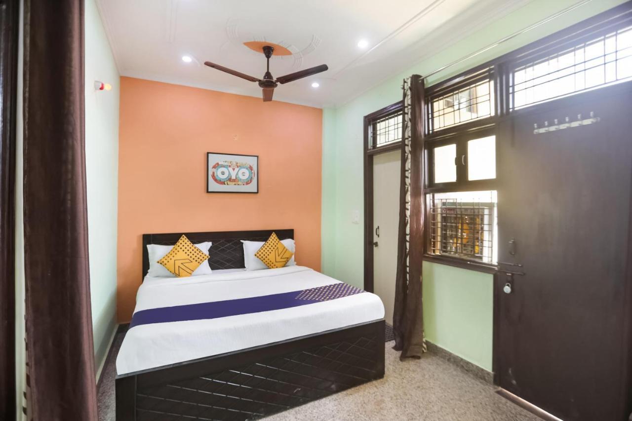 Spot On Main View Guest House Near Leisure Valley Park Gurgaon Esterno foto