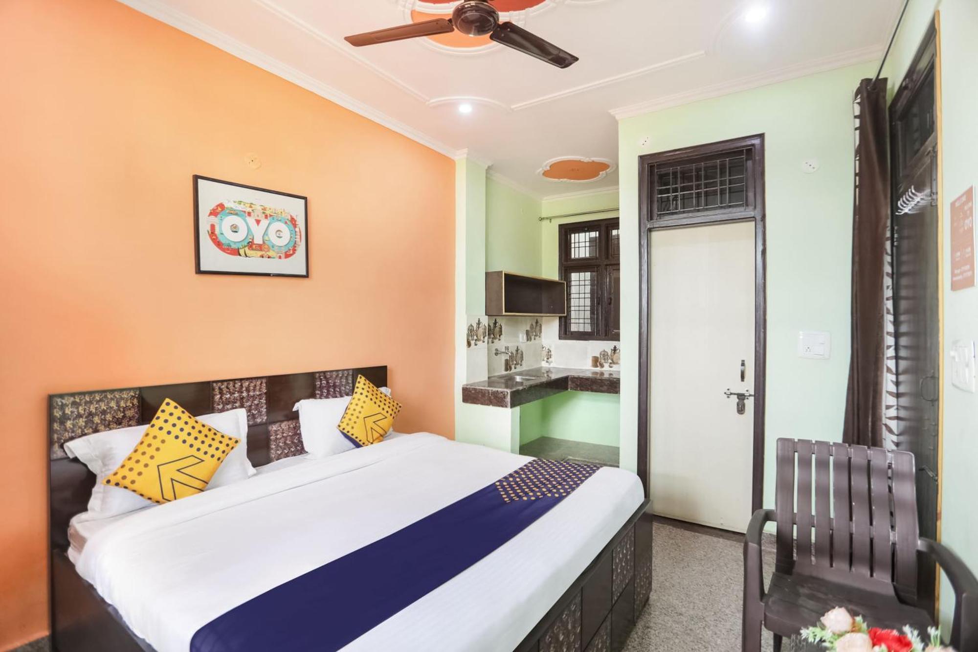 Spot On Main View Guest House Near Leisure Valley Park Gurgaon Esterno foto